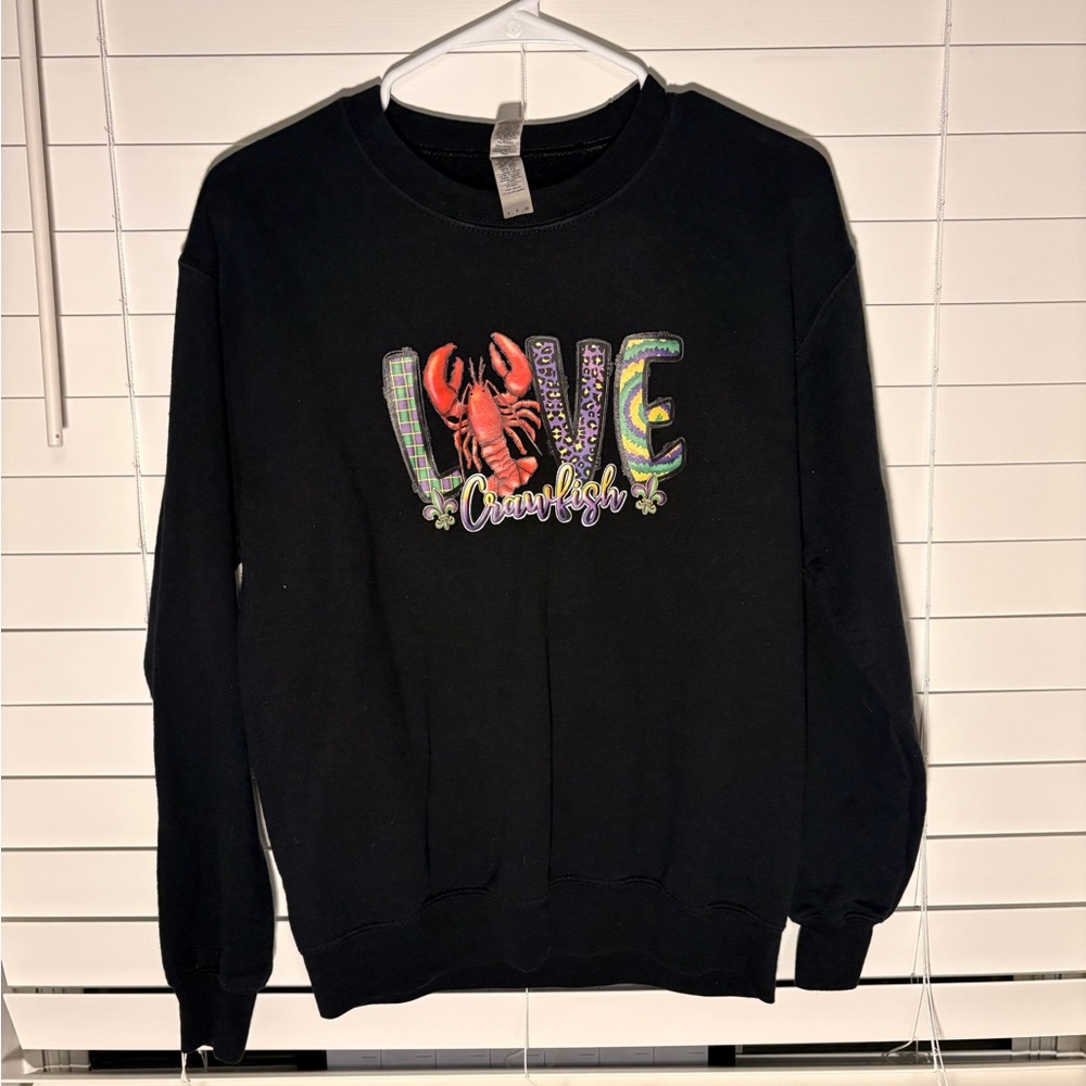Gildan Black Louisiana Crawfish Love Sweater